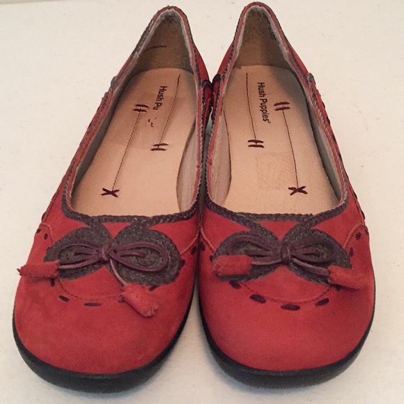 hush puppies flat shoes